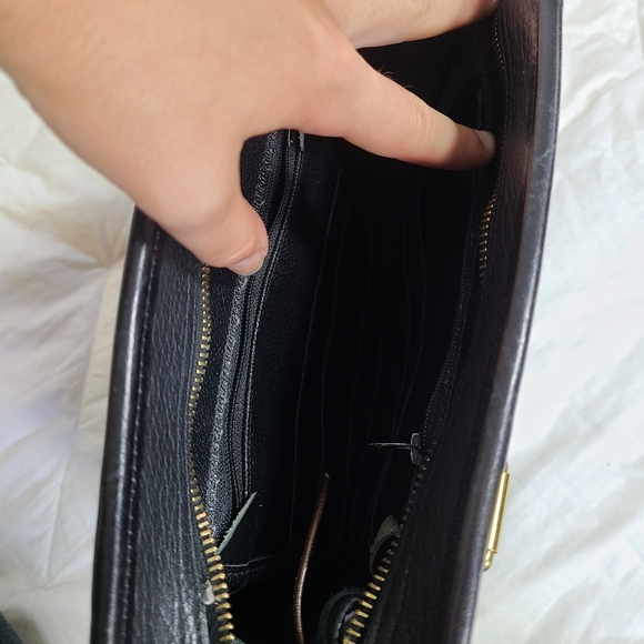 Dooney & Bourke Black Purse - Picture 2 of 7